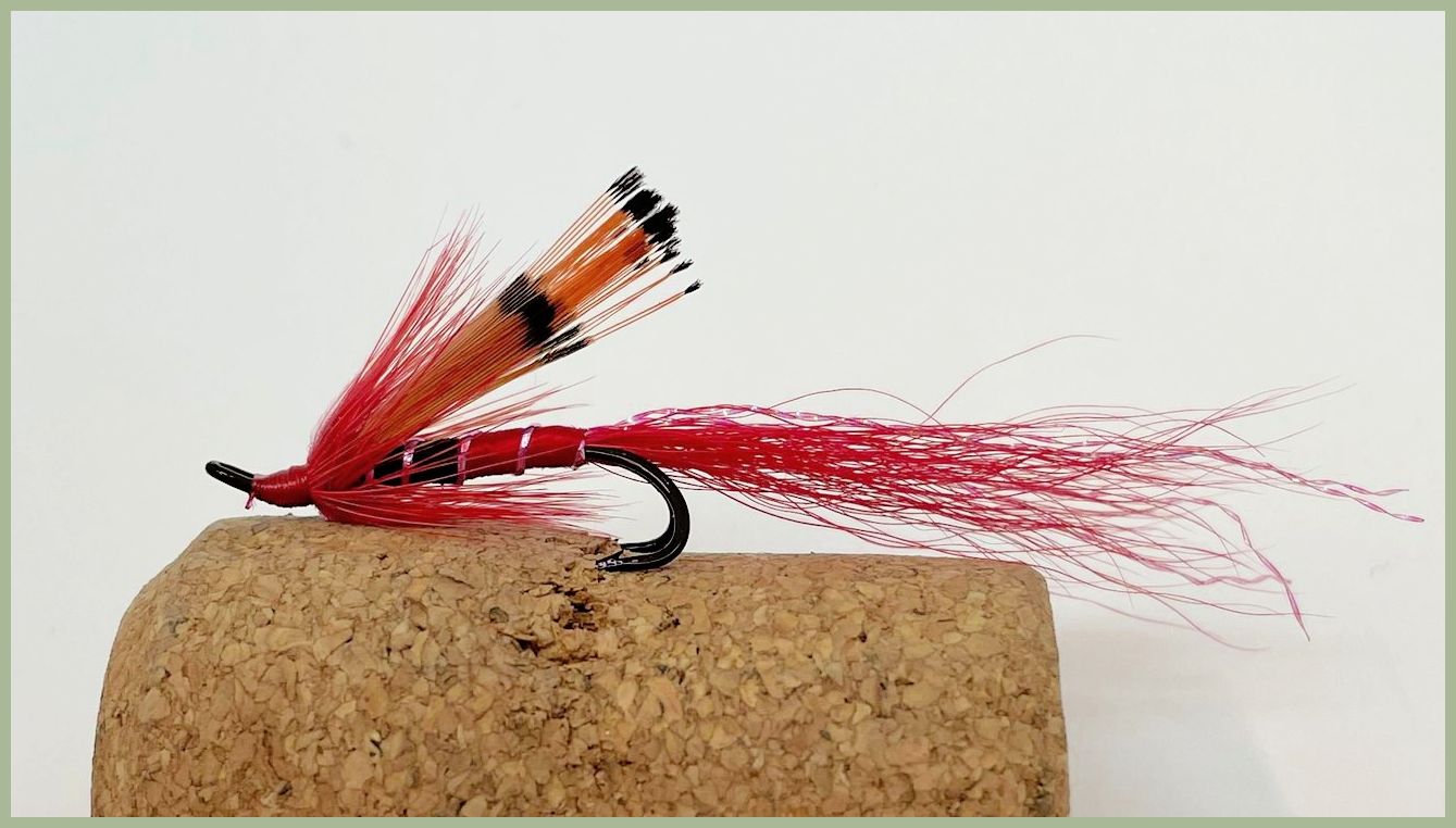 Bass fly fishing shrimp pink - Troutflies Uk