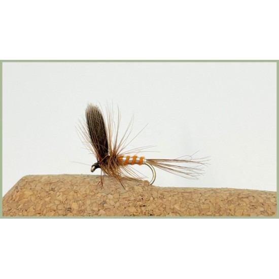 Spinner trout flies, three colours in these spinner flies with a range of  sizes in a pack of 18