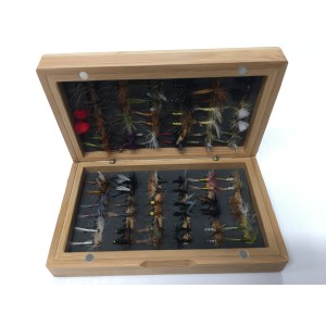 72 Traditional Pattern Dry Flies in a Wooden Traditional Box